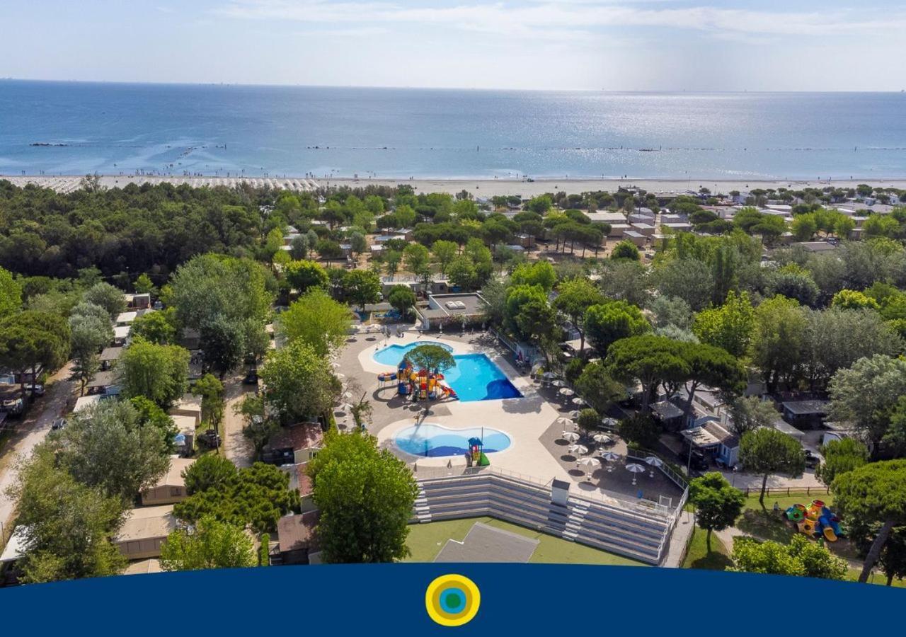 Club Del Sole Marina Family Resort Punta Marina Esterno foto